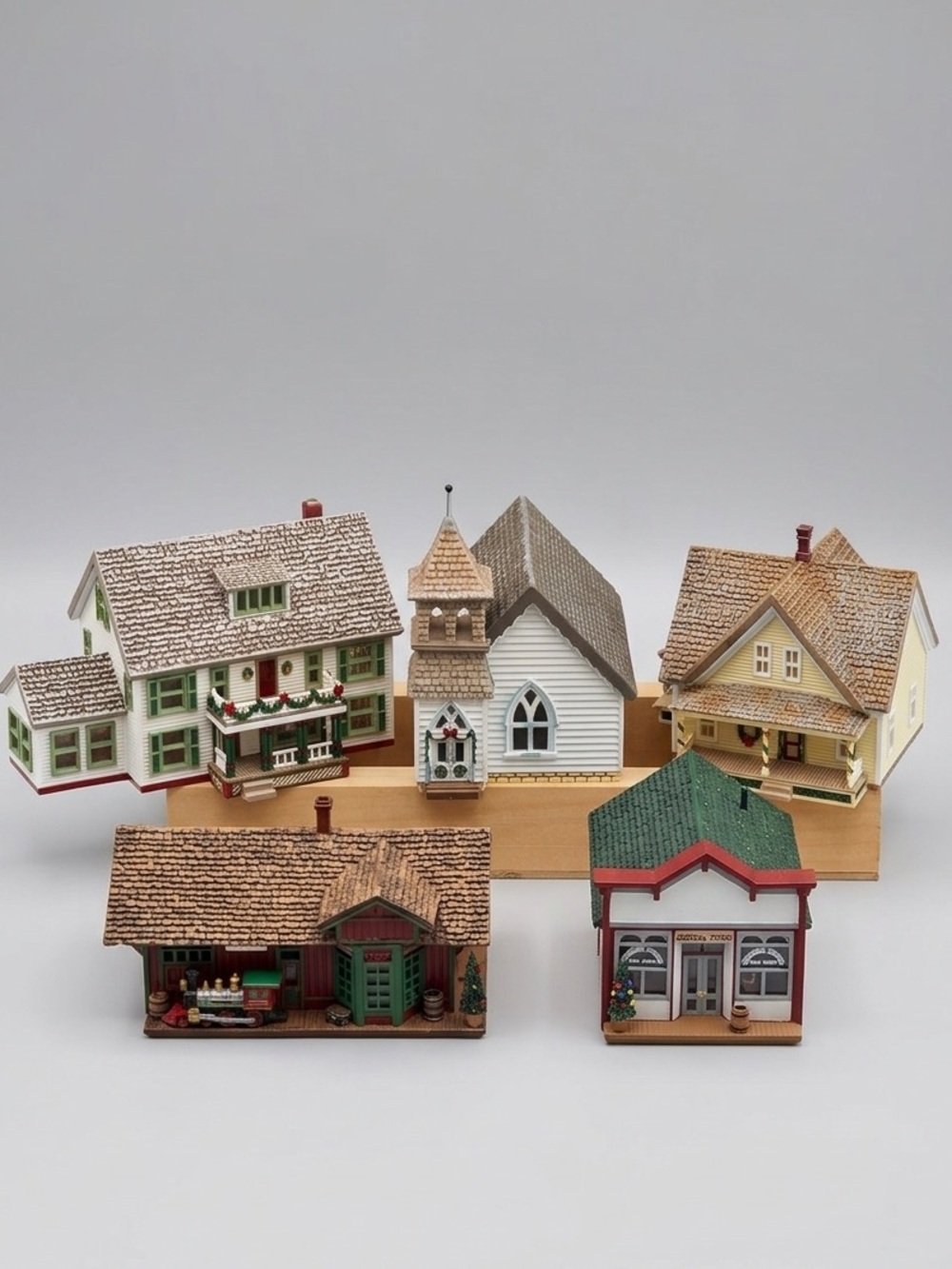 Hallmark Sarah Plain and Tall 5-Pc Christmas Village Set w/ Boxes Rustic Charm